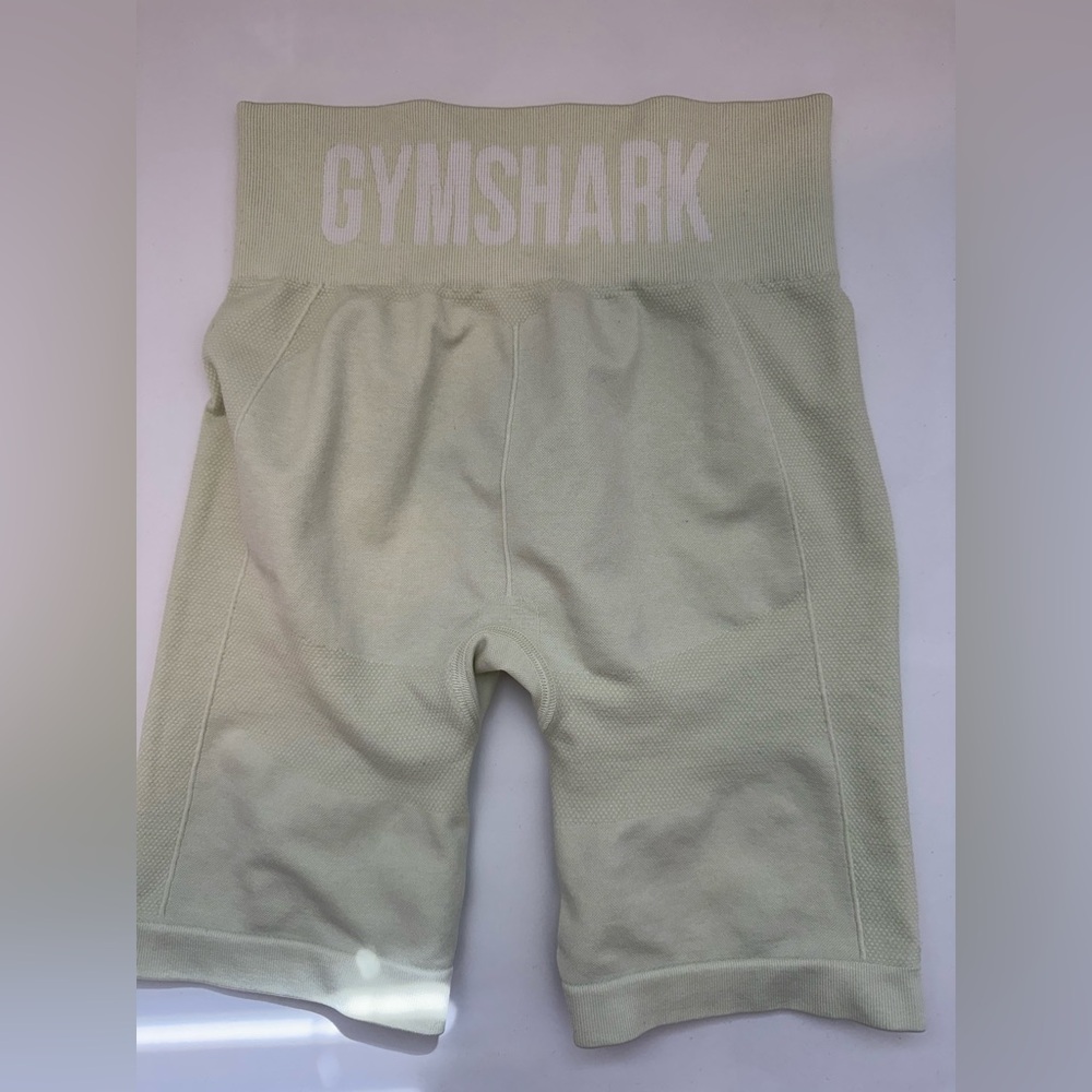 Gymshark 8” Bike Shorts - Light Green